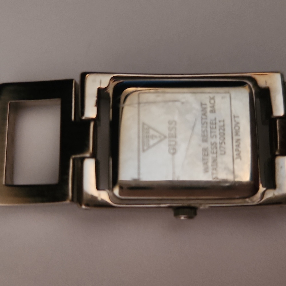 Vintage Guess Women's Silver & Pink Watch - Picture 3 of 6